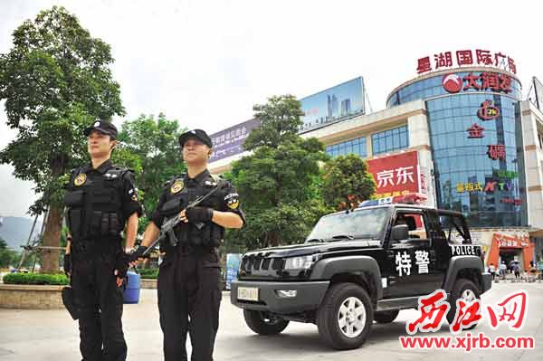 够型!够威!新款特警车亮相端城